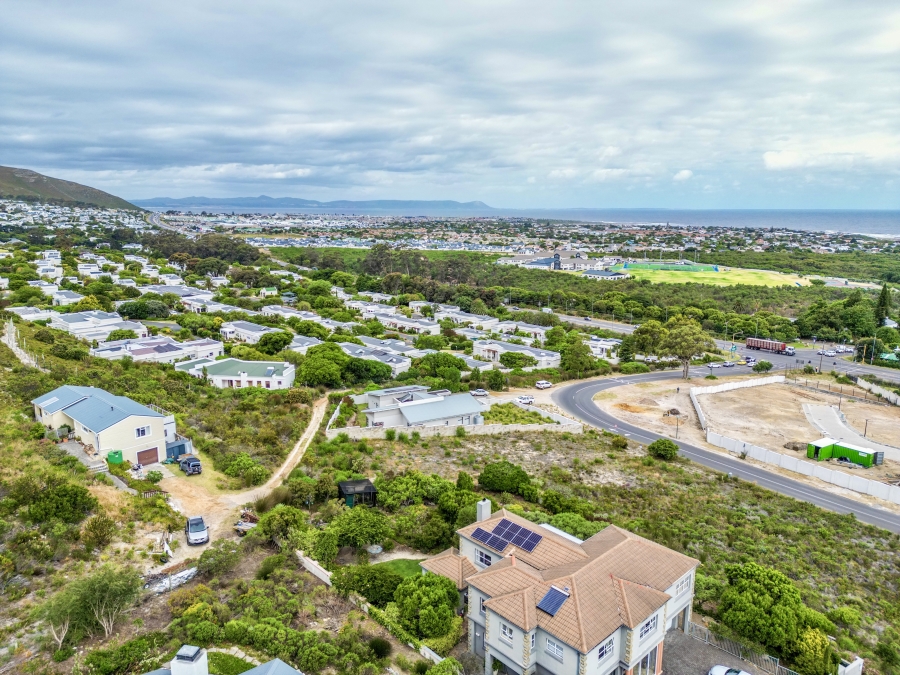 0 Bedroom Property for Sale in Chanteclair Western Cape